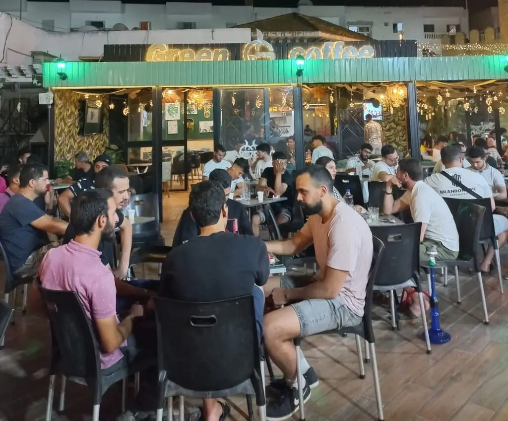 Green Coffee por la noche