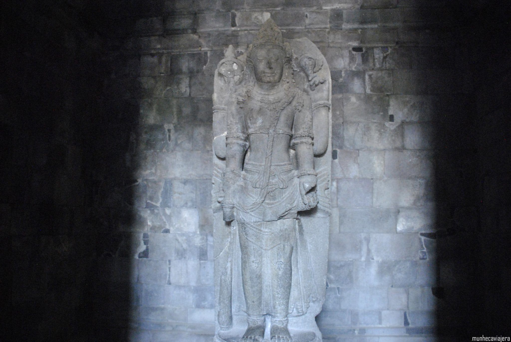 Candi Vishnu