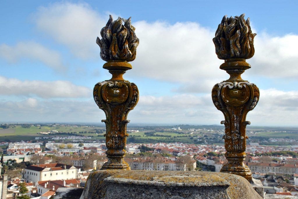 Évora
